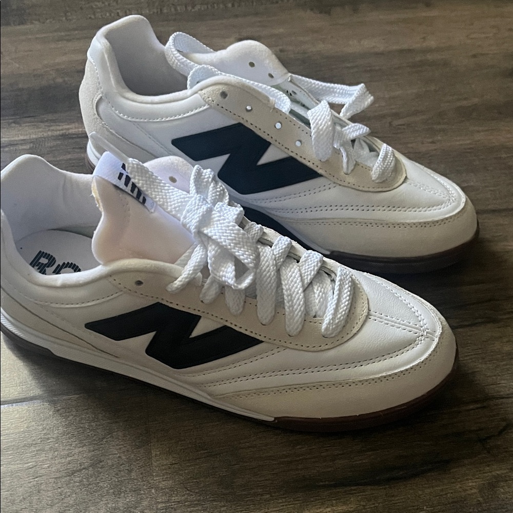 New Balance Men's White and Black Sneakers